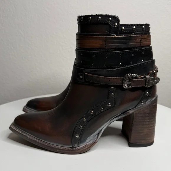 Freebird by Steven Julius Brown Leather Studded Buckle Ankle Boots Size 9 - Picture 3 of 8